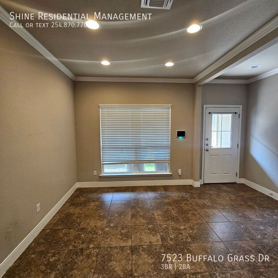 7523 Buffalo Grass Dr - Photo 4 of 15