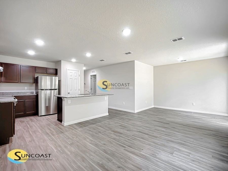 40 Seathorn Path #A - Photo 4 of 17