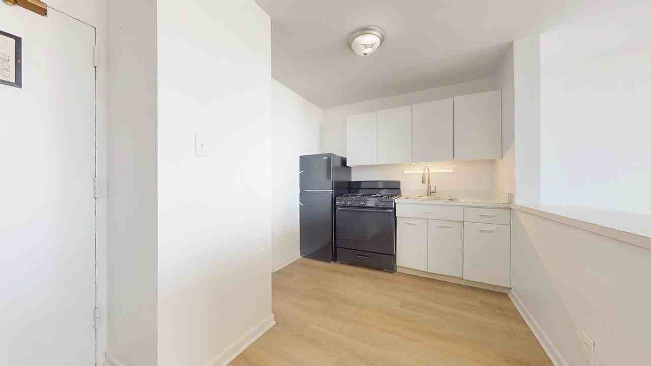 Lake Meadows Apartments - Photo 4 of 50