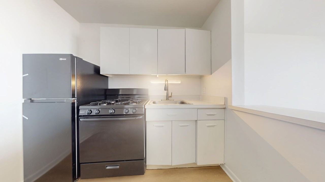 Lake Meadows Apartments - Photo 5 of 50