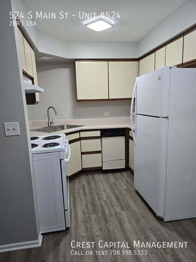 607 S Main St #607-105 - Photo 3 of 12