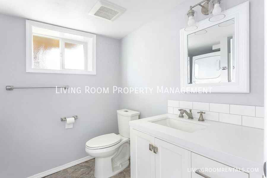 4124 Se 11th Ave #B - Photo 7 of 11