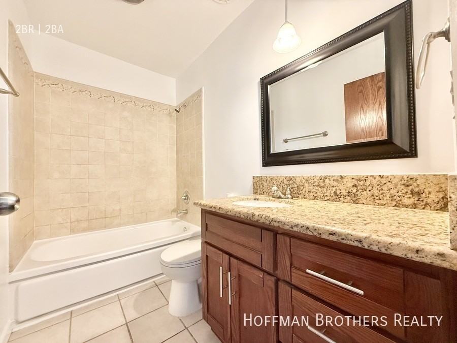 17348 Burbank Blvd #6 - Photo 7 of 7