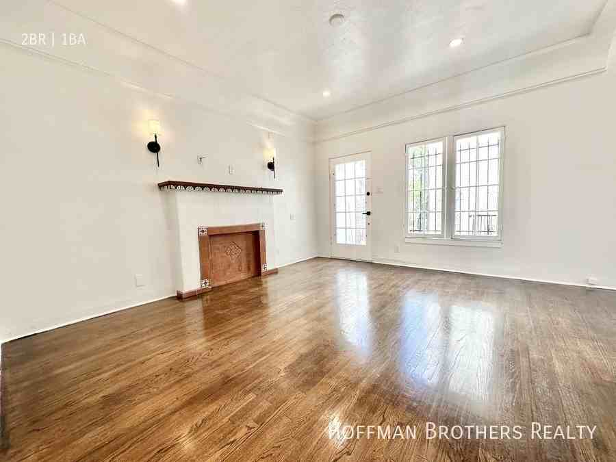 643 N Spaulding Ave - Photo 5 of 13