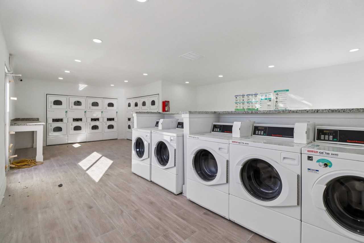 Haven at The Hills - Photo 7 of 28