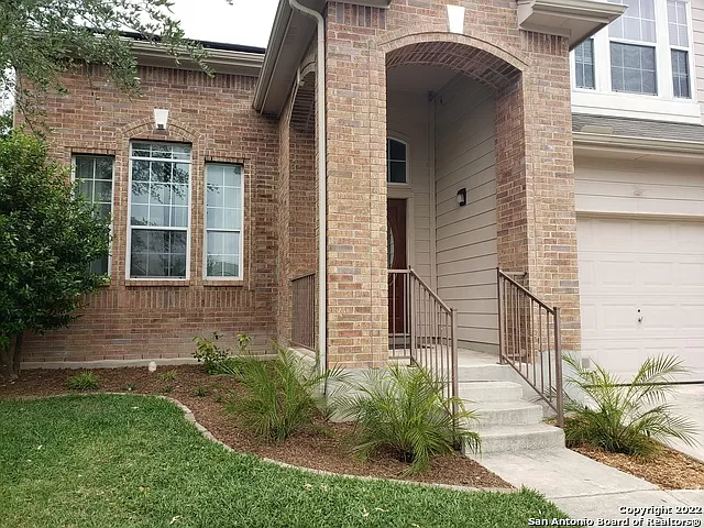 10031 Moffitt Dr - Photo 3 of 50