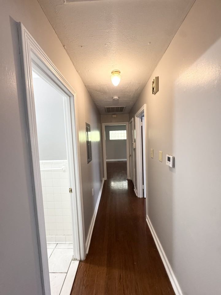 1523 Canterbury Rd #1 - Photo 2 of 10