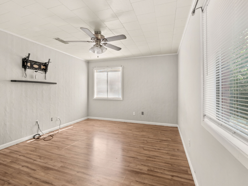 1019 N Texas St - Photo 7 of 19