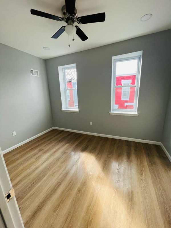 2413 N Bancroft St - Photo 4 of 8