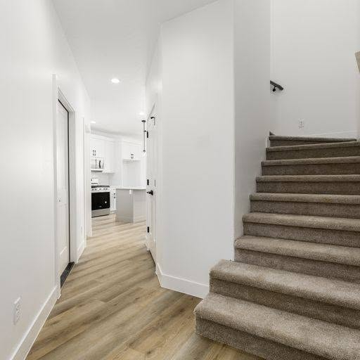 2062 Ws #28 - Photo 2 of 10