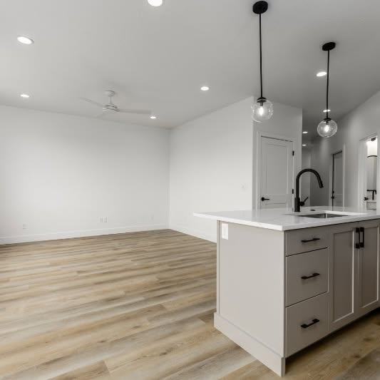 2062 Ws #28 - Photo 3 of 10