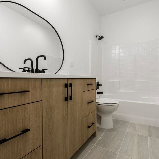 2062 Ws #28 - Photo 6 of 10