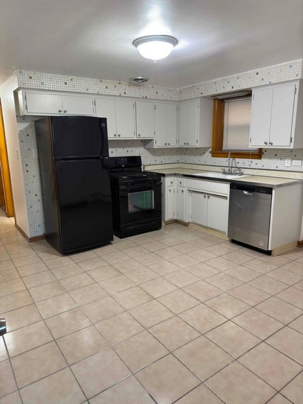 5807 W Addison St #G - Photo 3 of 16