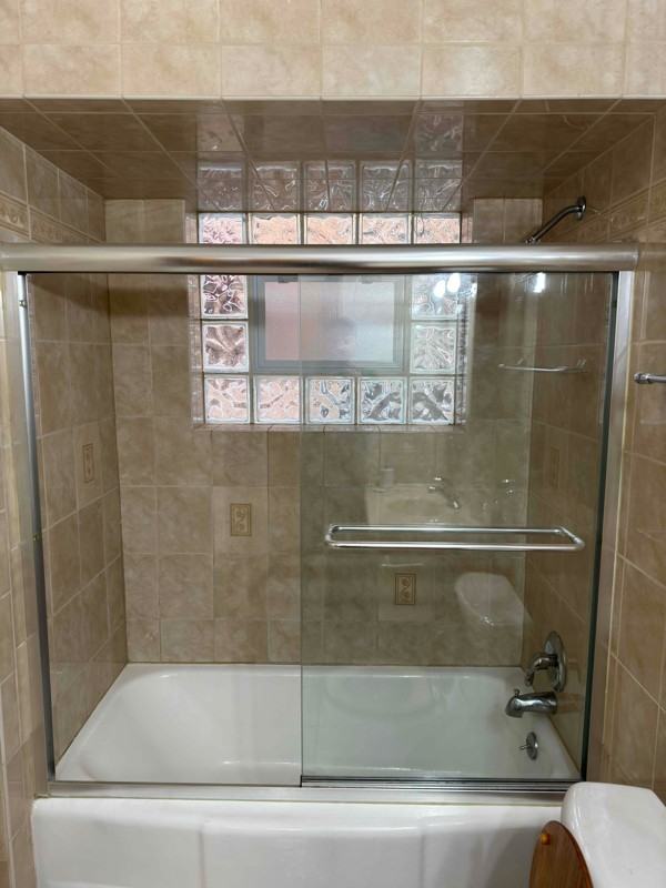 5807 W Addison St #G - Photo 7 of 16