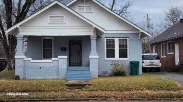 featured image of 1601 S Olive St