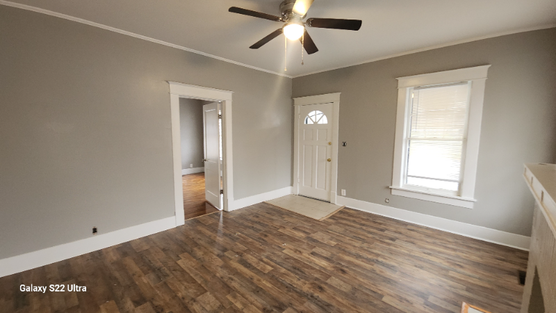 1601 S Olive St - Photo 2 of 7