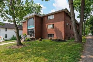 featured image of 126 S Franklin St #2