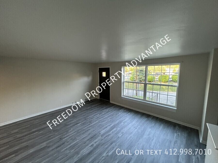 3398 Columbia Dr - Photo 2 of 22