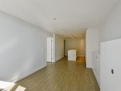 908 Quayside Dr #1 - Photo 7 of 21