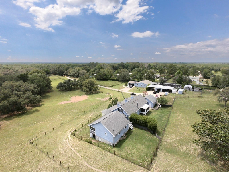 1474 W Jackson Hill Ct #2 - Photo 4 of 5