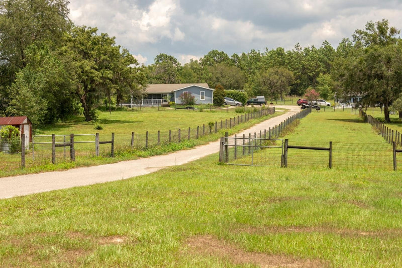 1474 W Jackson Hill Ct #2 - Photo 5 of 5