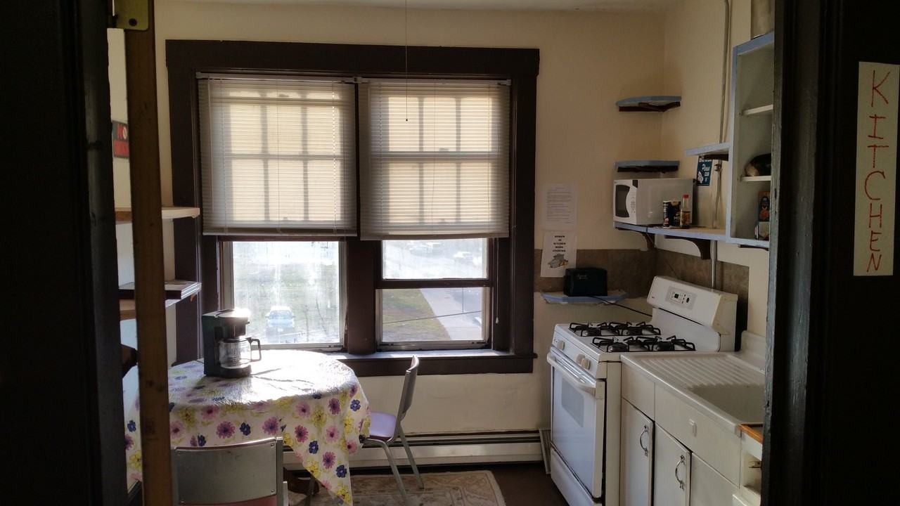 248 Middlesex St #260 - Photo 4 of 6