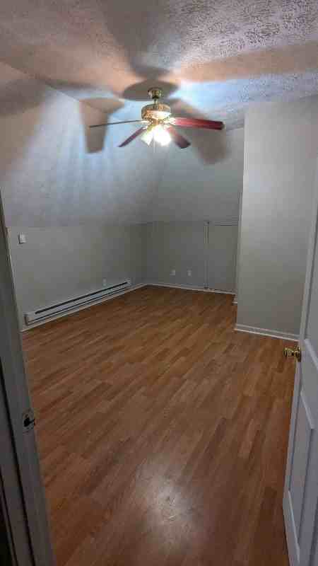 270 Archer St #B - Photo 7 of 11