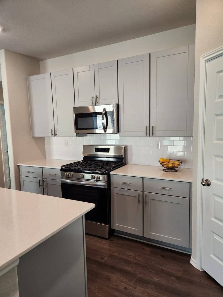 260 Gallant Front Ln - Photo 5 of 14