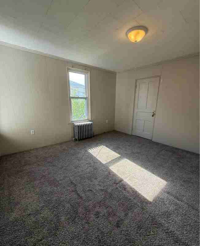 202 E Cumberland Rd #2 - Photo 3 of 5