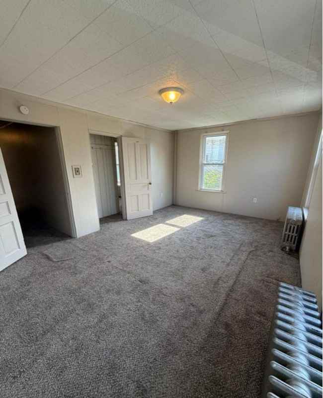 202 E Cumberland Rd #2 - Photo 4 of 5