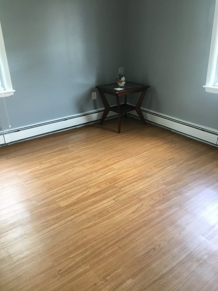 801 Lincoln St #2R - Photo 4 of 7