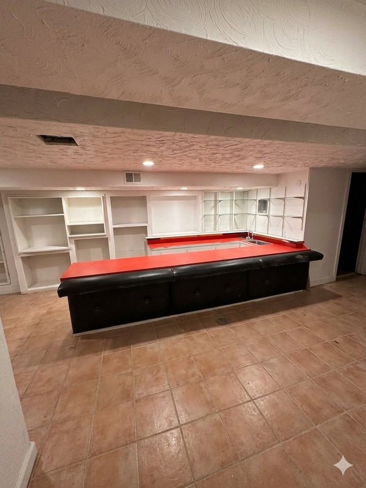 5338 Claxton Ave #33 - Photo 3 of 4