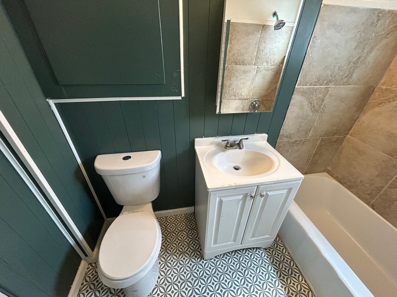 3430 E 73rd St - Photo 3 of 41