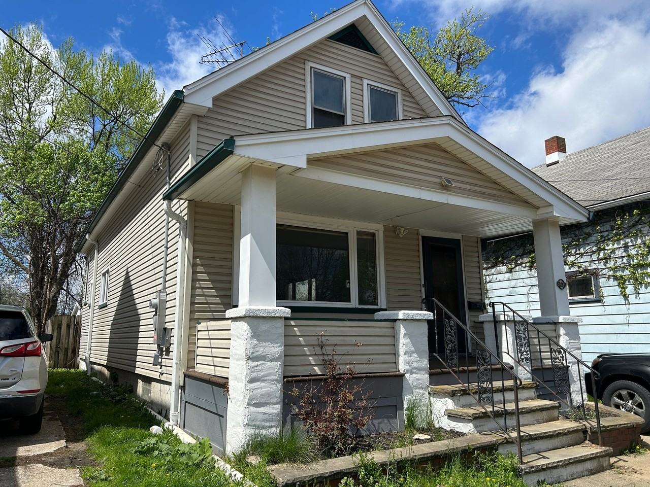 3430 E 73rd St - Photo 4 of 41