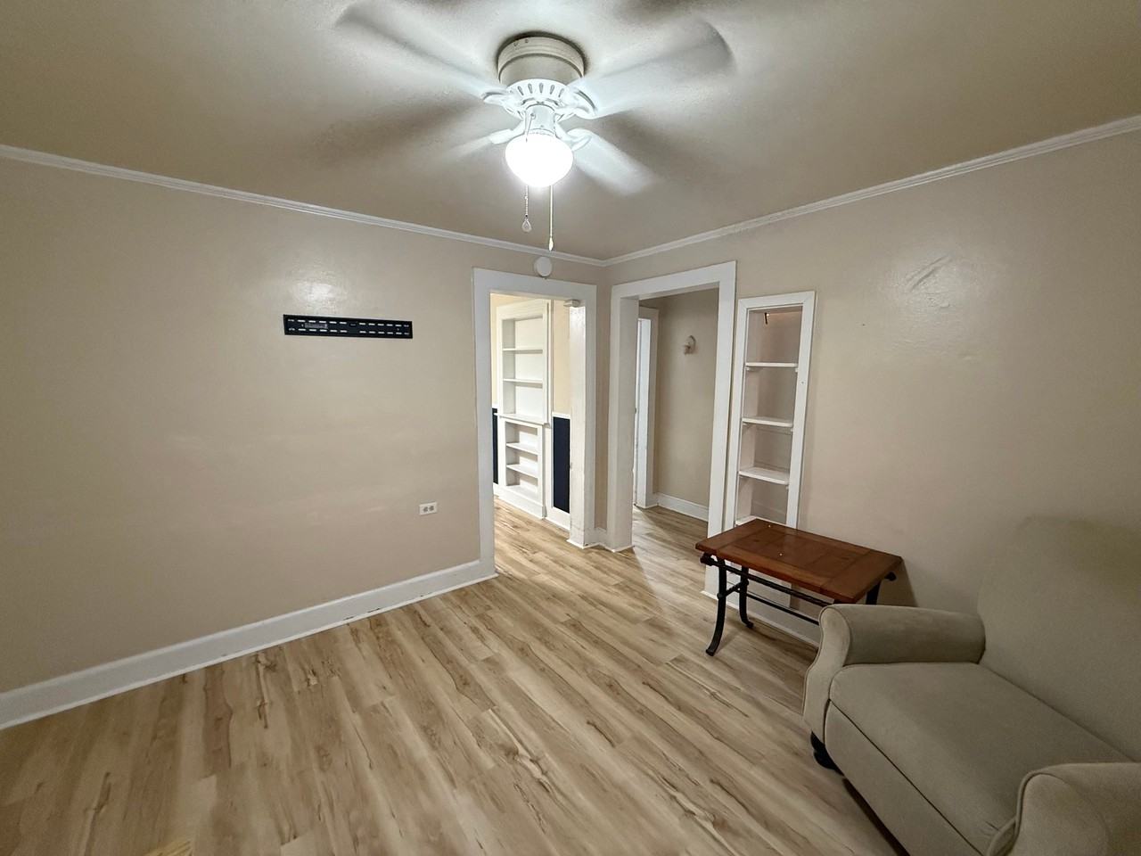 610 Sycamore St - Photo 2 of 6