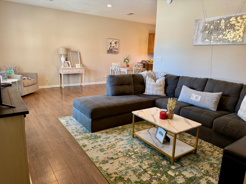 1402 Park St #42 - Photo 3 of 9