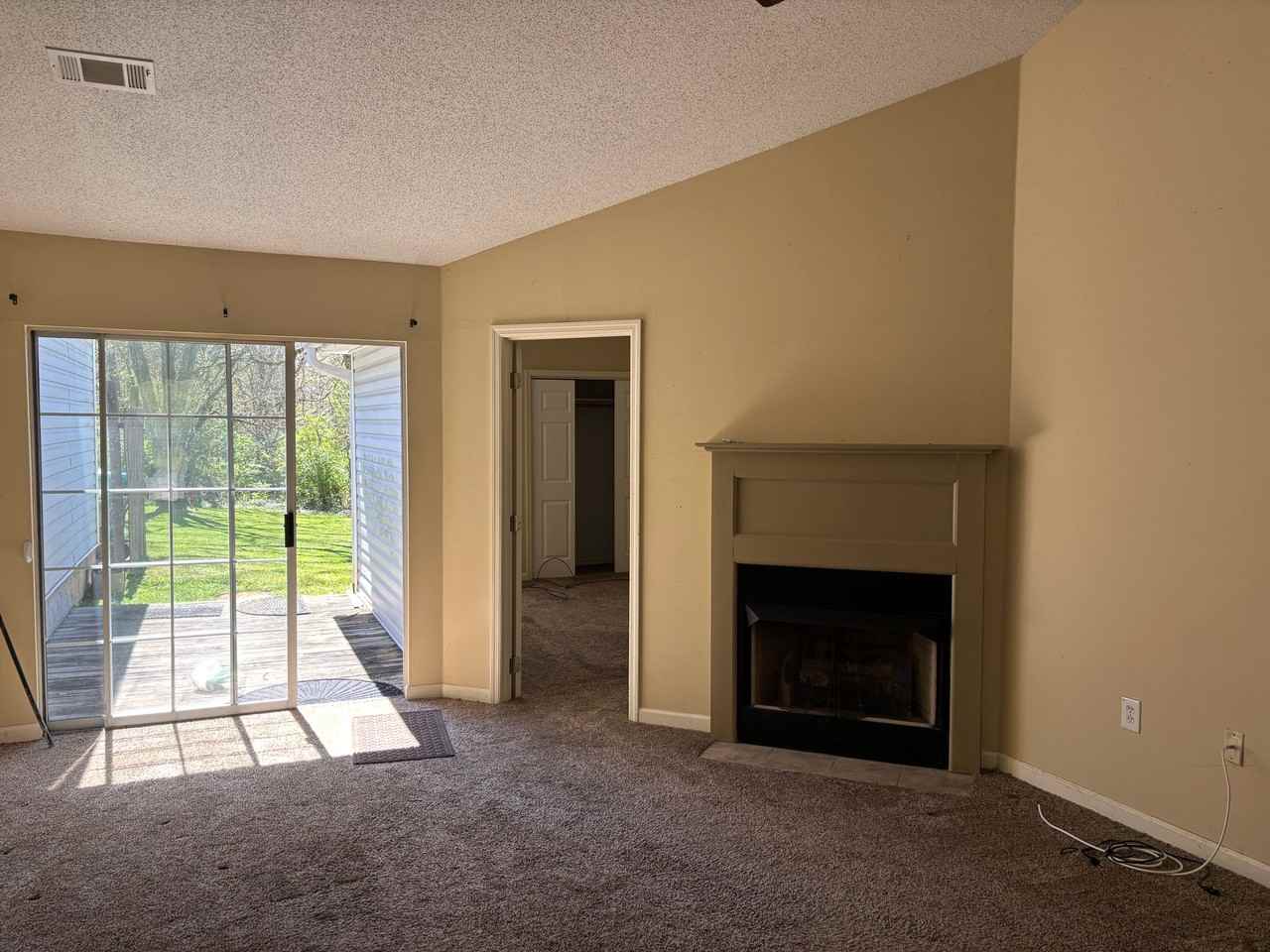 35 W Sellers St #D - Photo 6 of 11