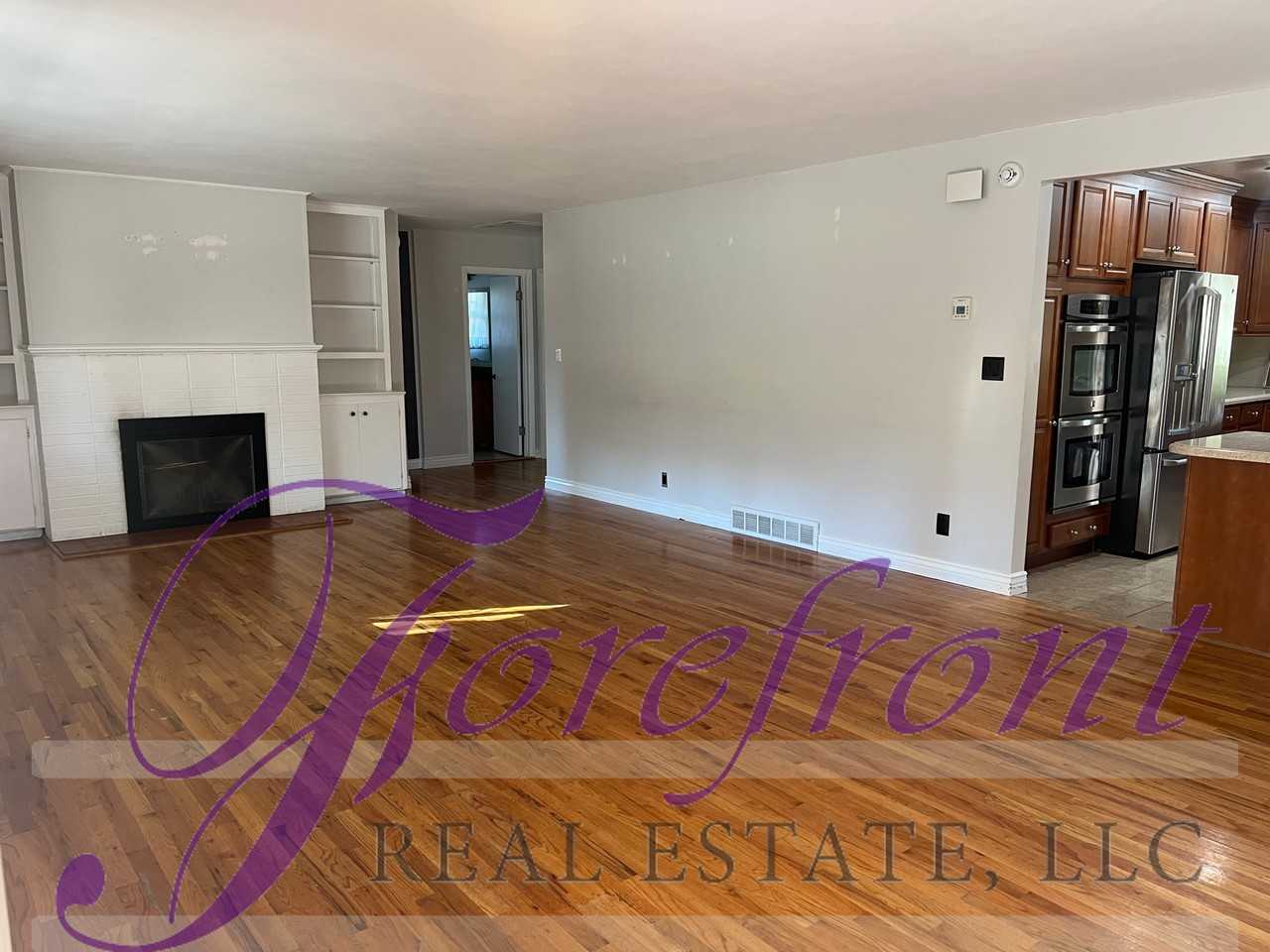 3120 S Poplar St #1 - Photo 2 of 13