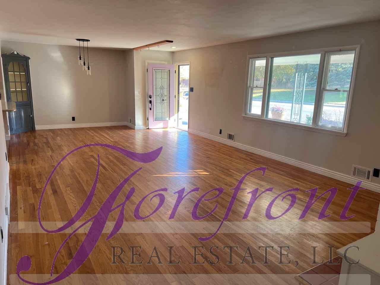 3120 S Poplar St #1 - Photo 5 of 13