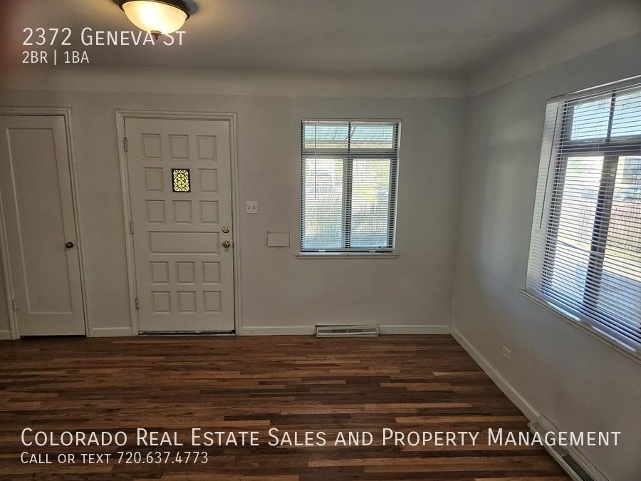 2372 Geneva St - Photo 5 of 14