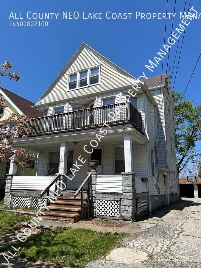 3922 Riverside Ave #2UP