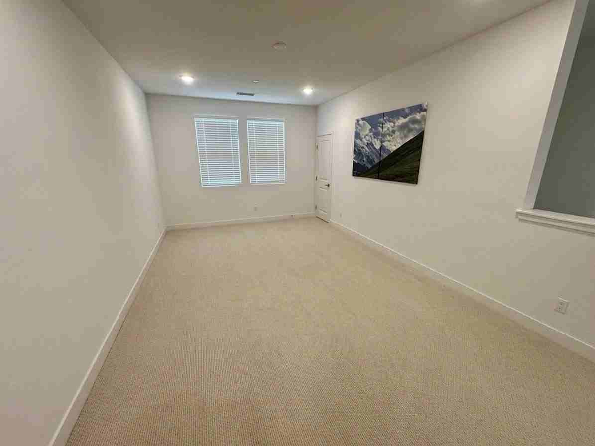 1358 Blue Port Way - Photo 7 of 20