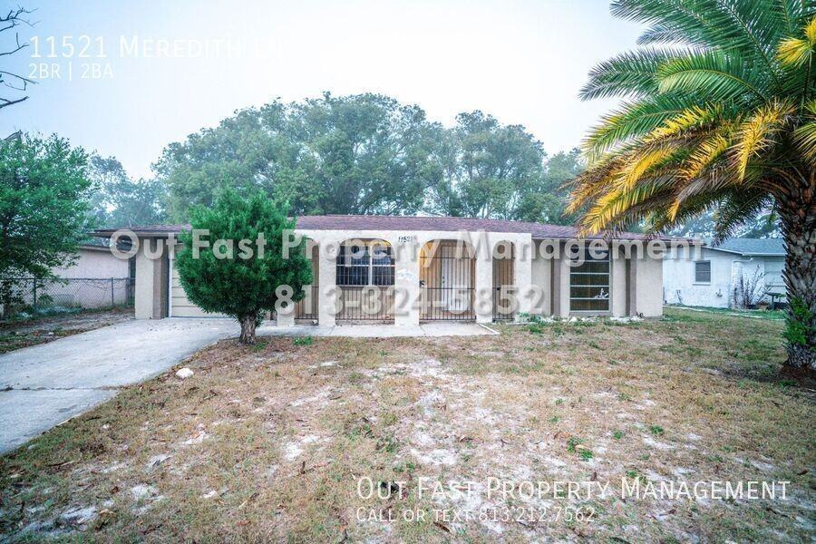 11521 Meredith Ln - Photo 3 of 50