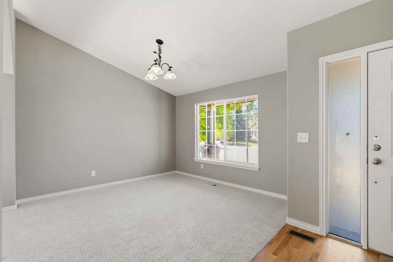 614 Stoneham Ct - Photo 3 of 30