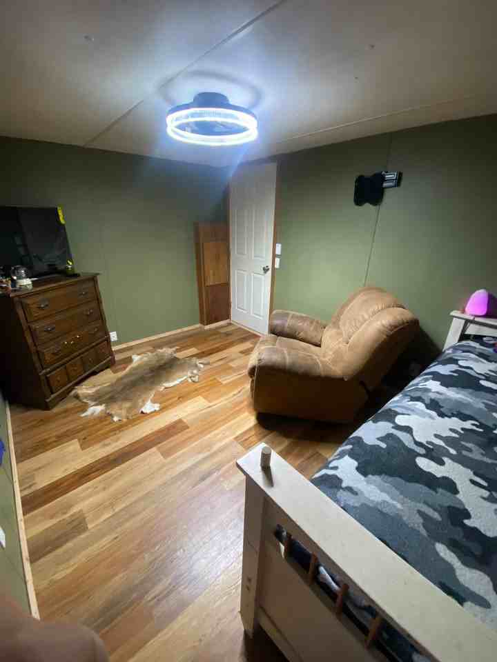 1098 Sandstone Cir - Photo 2 of 8
