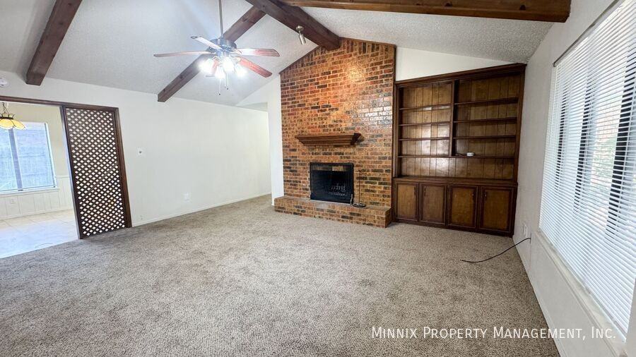 4427 75th Dr #A - Photo 4 of 23