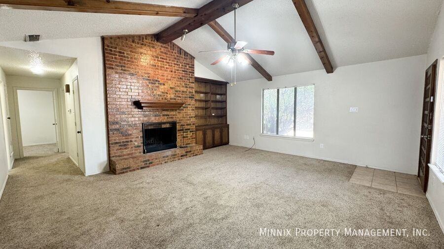 4427 75th Dr #A - Photo 7 of 23
