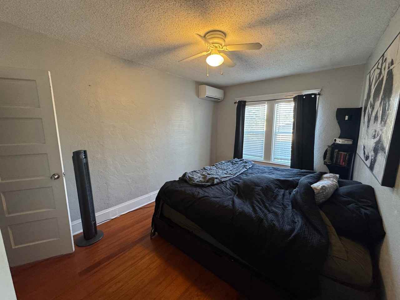 328 Manhattan Ave - Photo 6 of 14