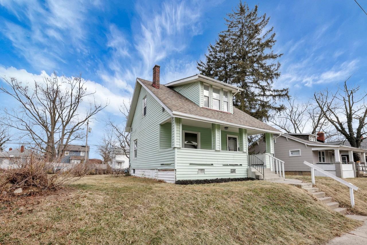 1430 Kenmore Rd - Photo 2 of 14