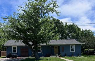 1102 Walnut St - Photo 1 of 1